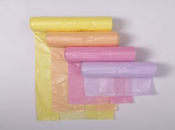 Star-seal bags on roll