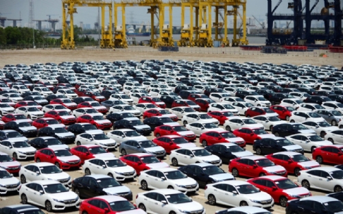Vietnam spends US$2 billion on car imports in seven months
